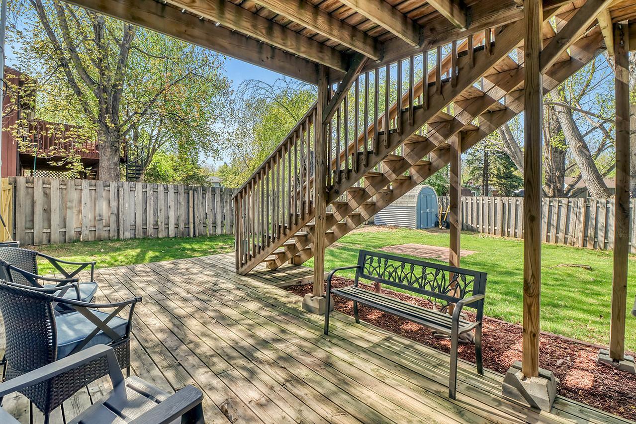 Backyard_Patio1_3-1280.JPG