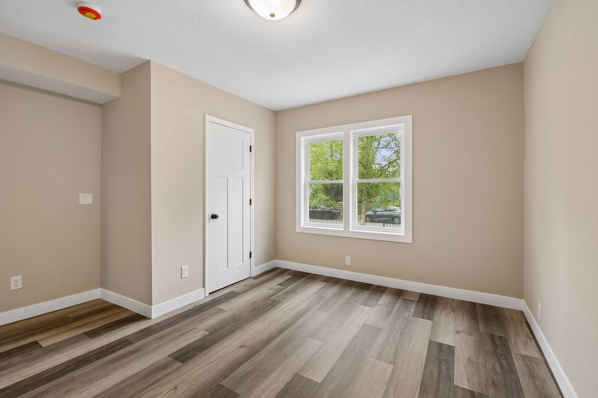 4330 5th Avenue South - Spacecrafting - 0022.jpg