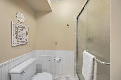28 Birnamwood Drive, Burnsville, MN 55337