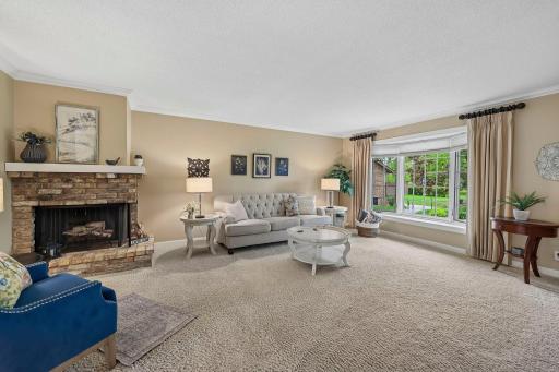 28 Birnamwood Drive, Burnsville, MN 55337