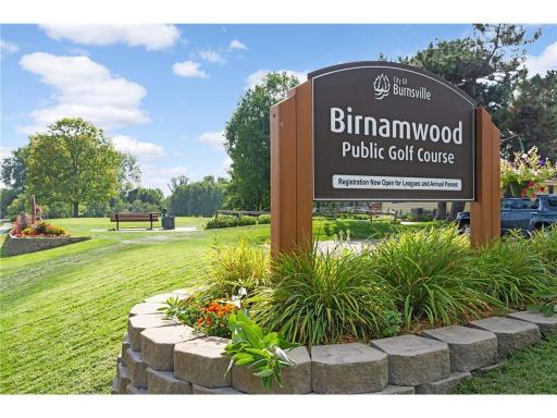 28 Birnamwood Drive, Burnsville, MN 55337