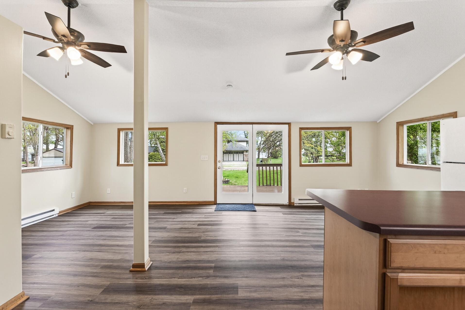 12_11073_Hoyer12_mls.jpg