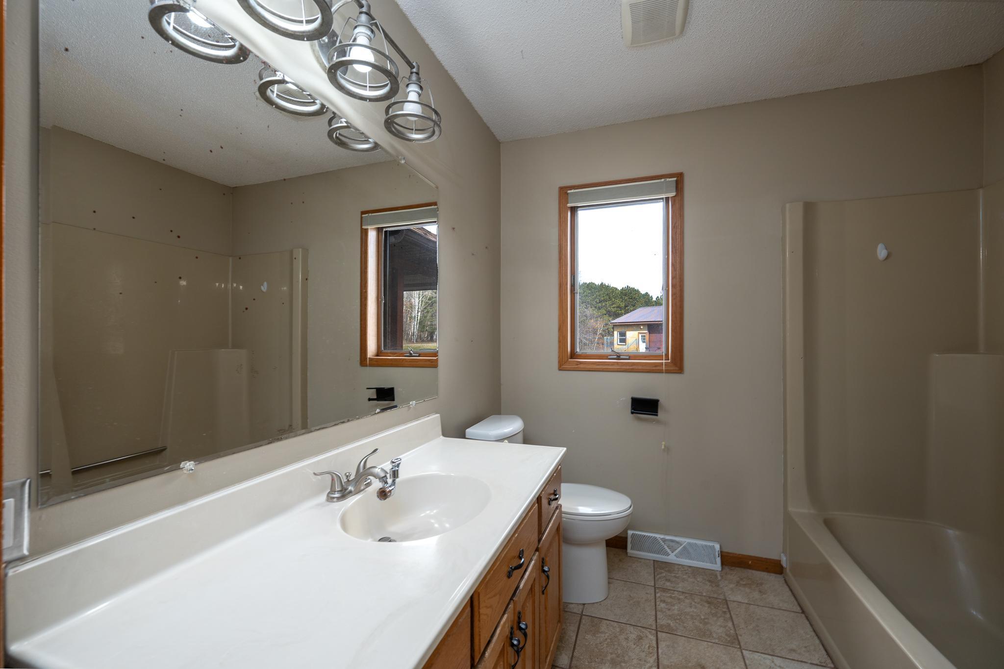 Bathroom in 2nd unit