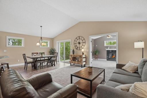 10105 180th Avenue NW, Elk River, MN 55330