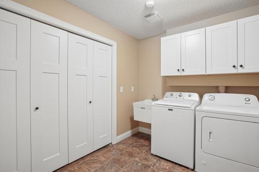 10105 180th Avenue NW, Elk River, MN 55330