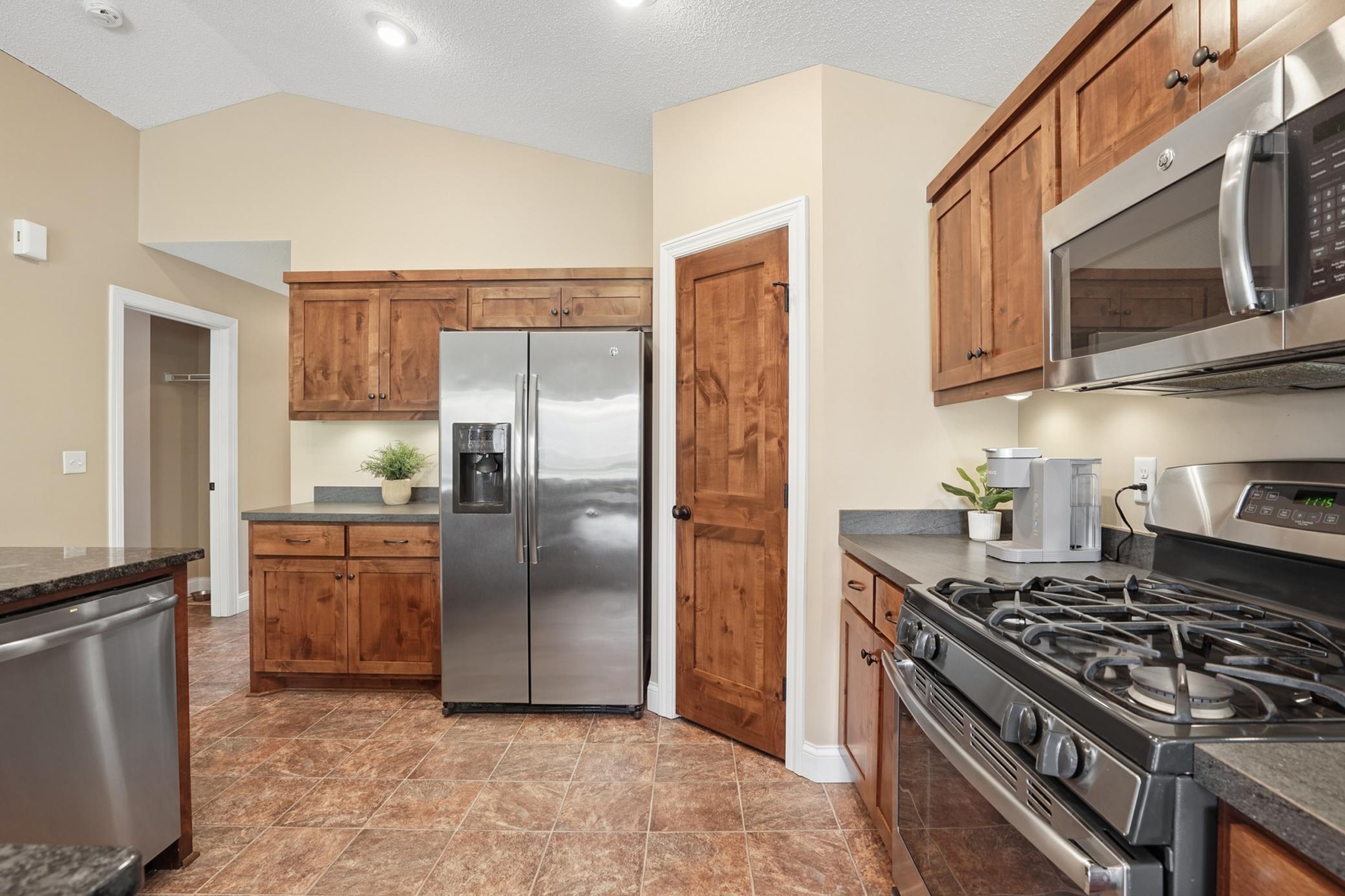 Walk-in Pantry!