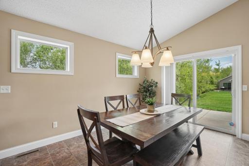 10105 180th Avenue NW, Elk River, MN 55330