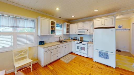 7221 100th Avenue SE, Clear Lake, MN 55319