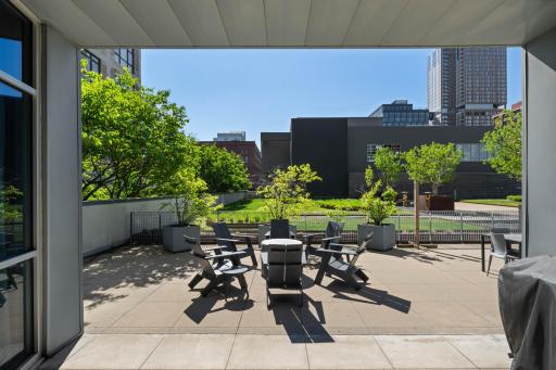 345 6th Avenue N, 102, Minneapolis, MN 55401