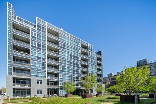 345 6th Avenue N, 102, Minneapolis, MN 55401