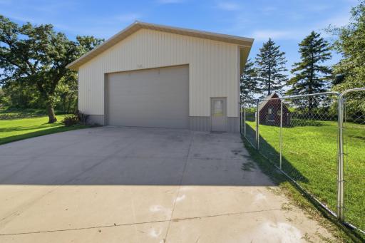 7524 58th St NE, Rochester, MN 55906