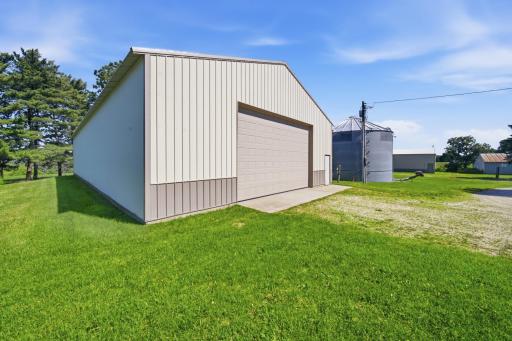 7524 58th St NE, Rochester, MN 55906