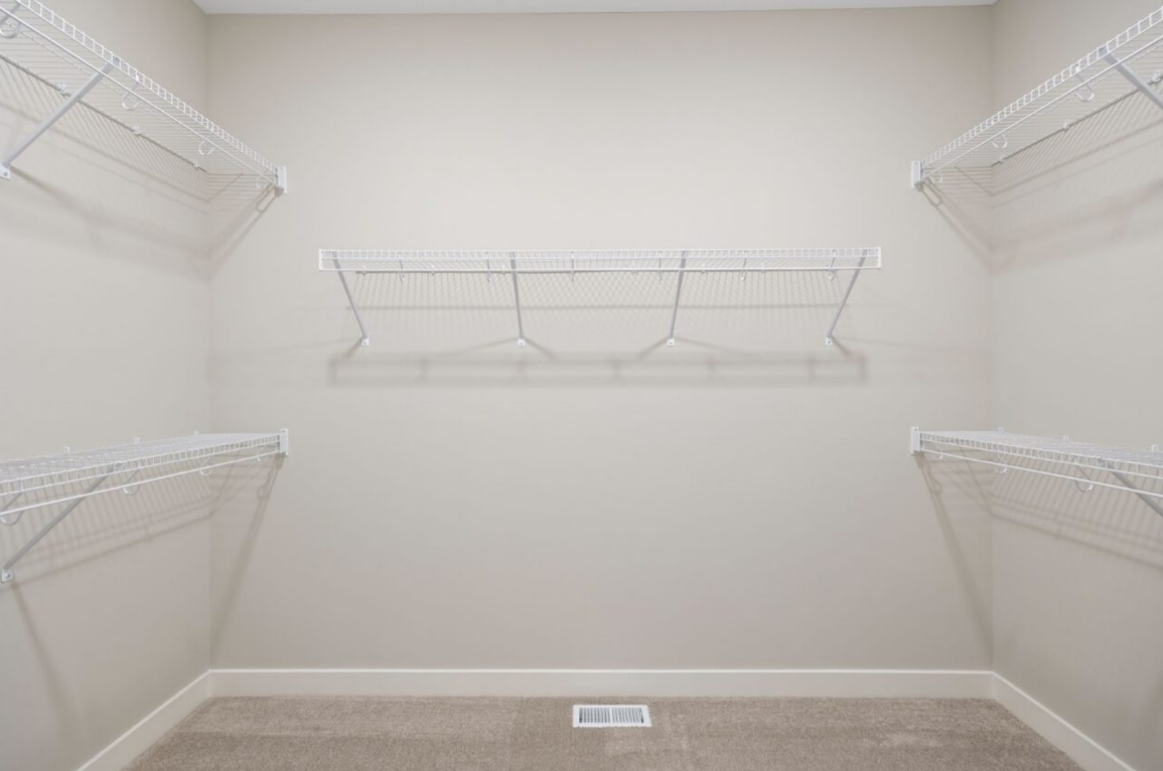 Owner's suite closet (Example of a previous home)