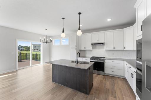 Kitchen & Dinette