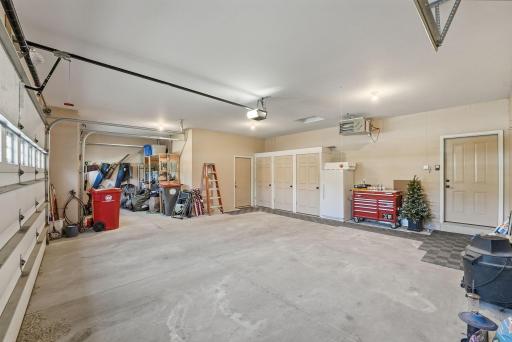 1411 Karnis Drive NW, Alexandria, MN 56308