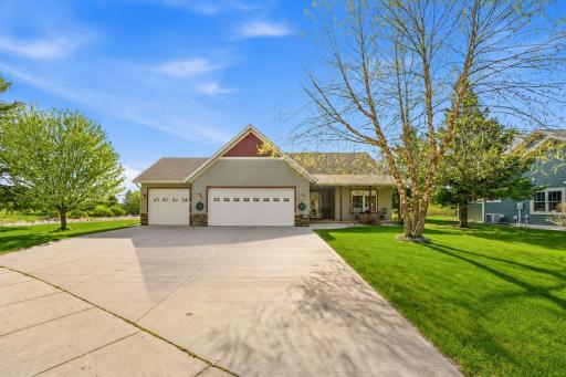 1411 Karnis Drive NW, Alexandria, MN 56308