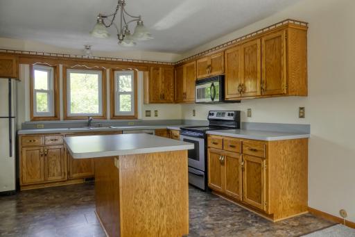 8751 212th Street Court N, Forest Lake, MN 55025