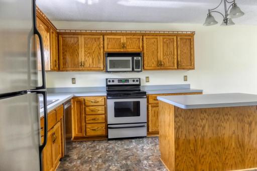 8751 212th Street Court N, Forest Lake, MN 55025