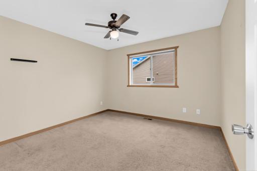 1283 County Road D Circle E, B, Saint Paul, MN 55109