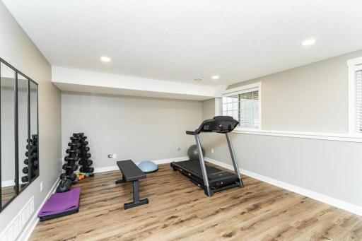 1411 Century Point Lane NE, Rochester, MN 55906