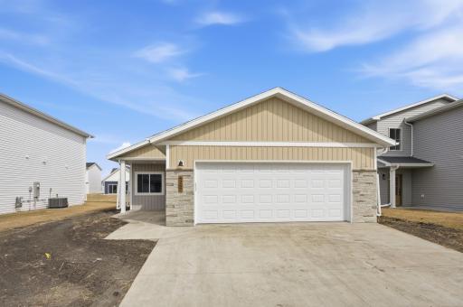 3842 Prairie Lane, Moorhead, MN 56560