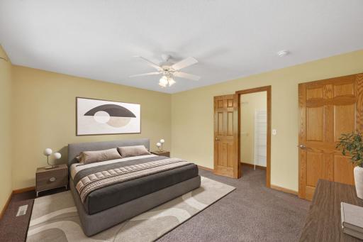 2937 Oakview Drive NE, Rochester, MN 55906