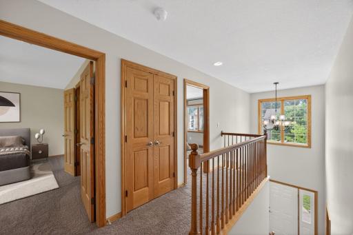 2937 Oakview Drive NE, Rochester, MN 55906