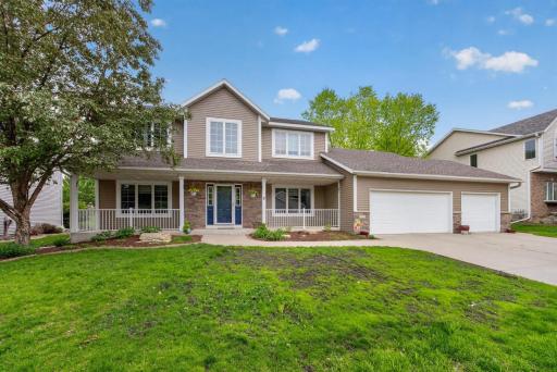 2937 Oakview Drive NE, Rochester, MN 55906