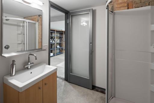 801 Washington Avenue N, 203, Minneapolis, MN 55401