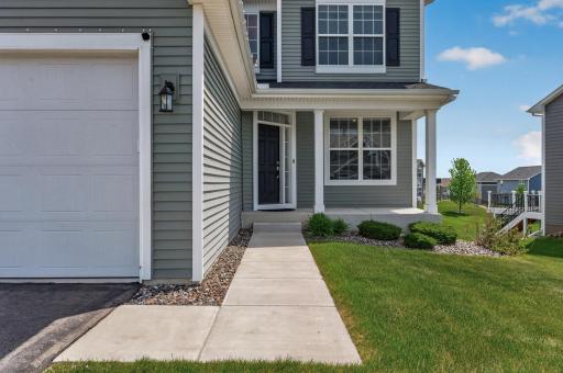 1559 Edgebrook Lane, Carver, MN 55315
