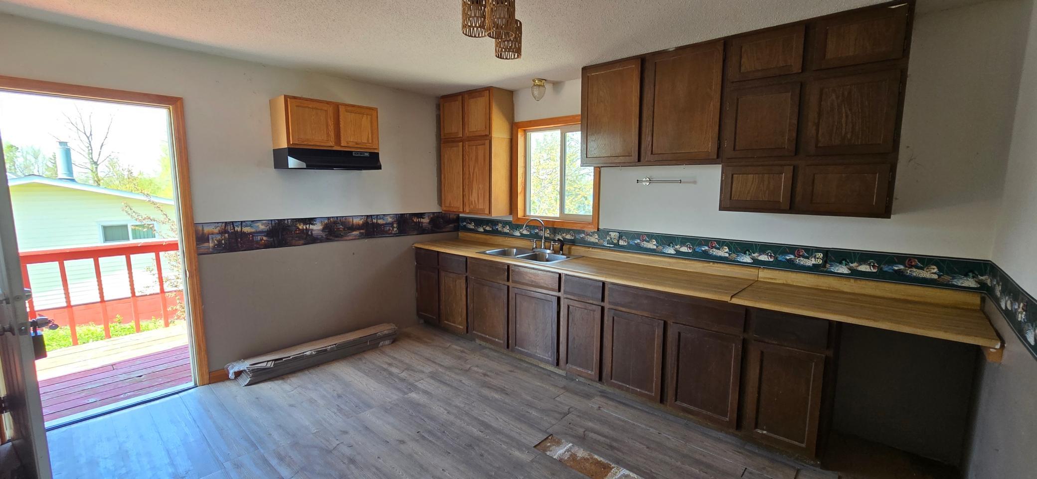 upper.kitchen.b.jpg