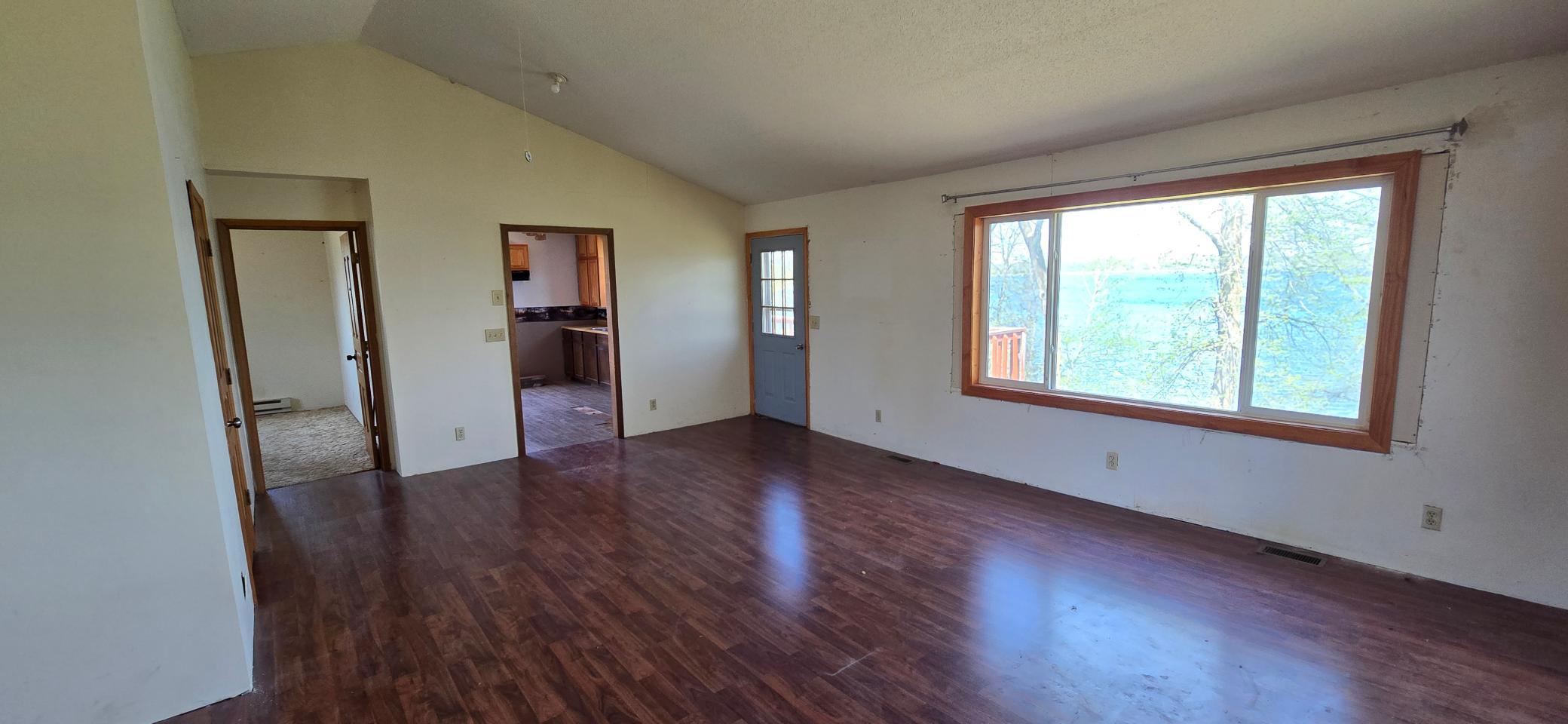 upper.Living+Hallway.jpg