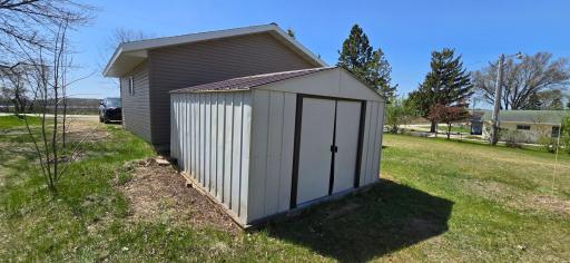 37155 S Little Mcdonald Drive, Perham, MN 56573