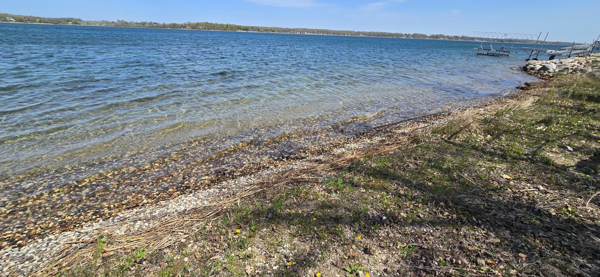 Lake.shore.b.jpg