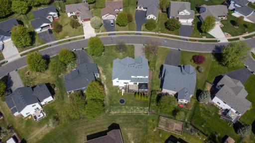 7364 Lambert Avenue NE, Albertville, MN 55301