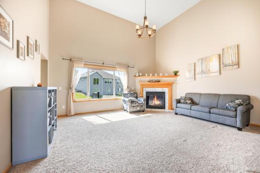 7364 Lambert Avenue NE, Albertville, MN 55301