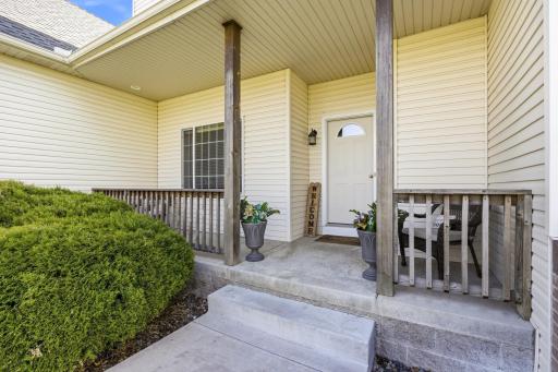 7364 Lambert Avenue NE, Albertville, MN 55301