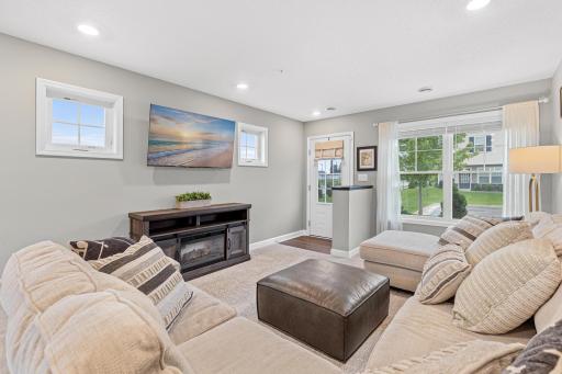 8778 Parkington Avenue NE, Elk River, MN 55330