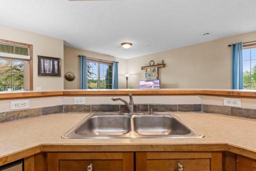 155 Stallion Lane, Circle Pines, MN 55014