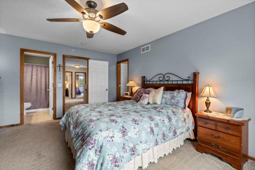 155 Stallion Lane, Circle Pines, MN 55014