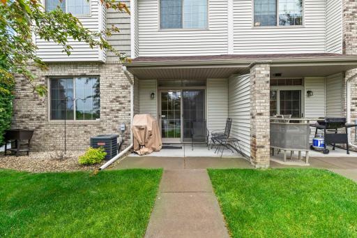 155 Stallion Lane, Circle Pines, MN 55014