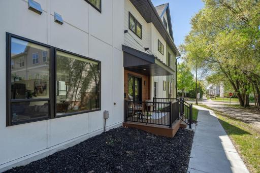 1735 3rd Street NE, Minneapolis, MN 55413