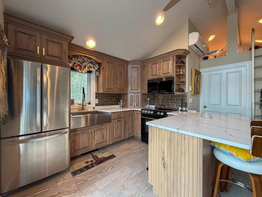 2404 Lodge Road NE, Bemidji, MN 56601