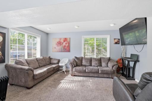 4623 Dupont Avenue N, Minneapolis, MN 55412