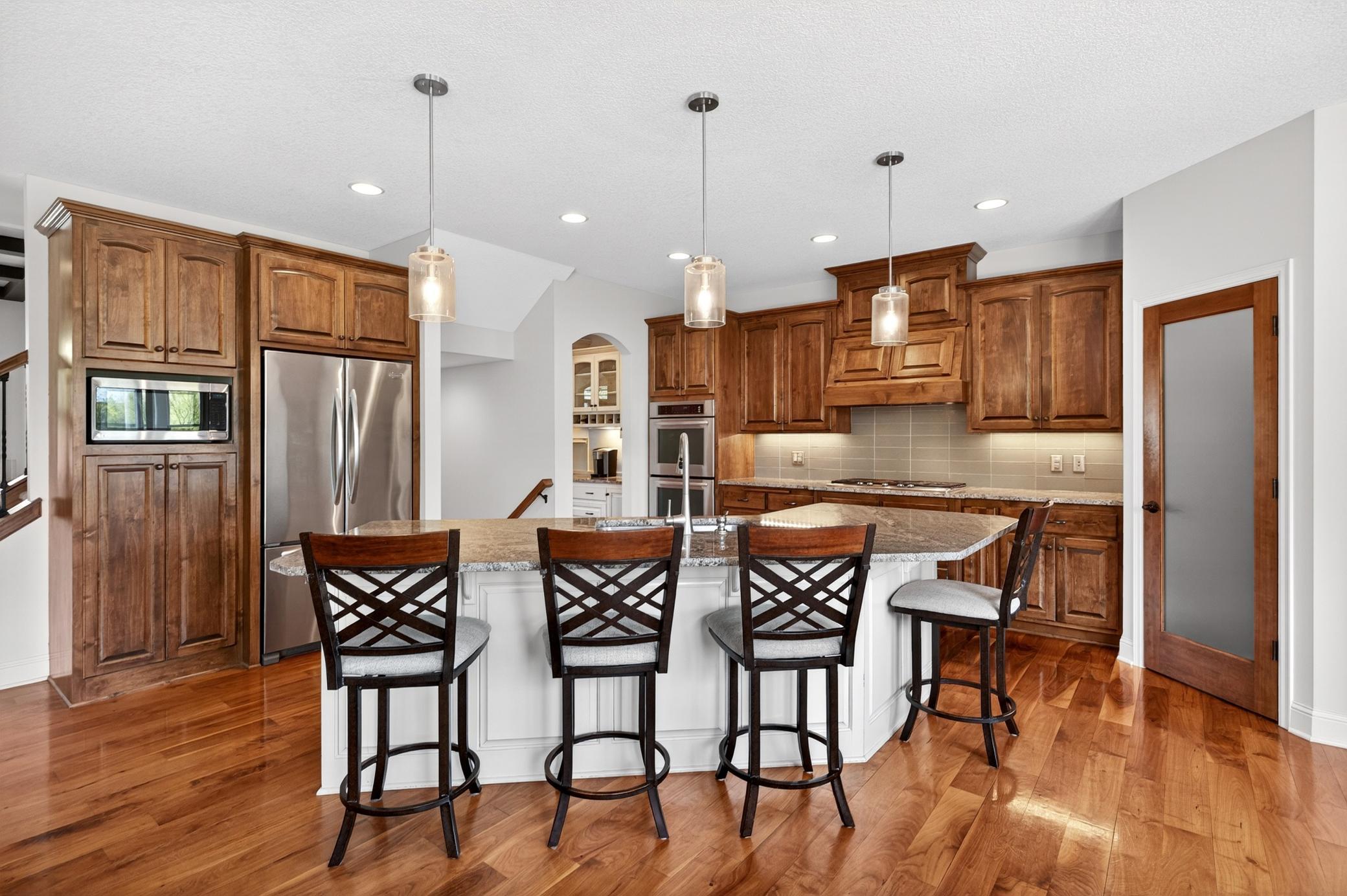 23 Kitchen 3 (1).jpg