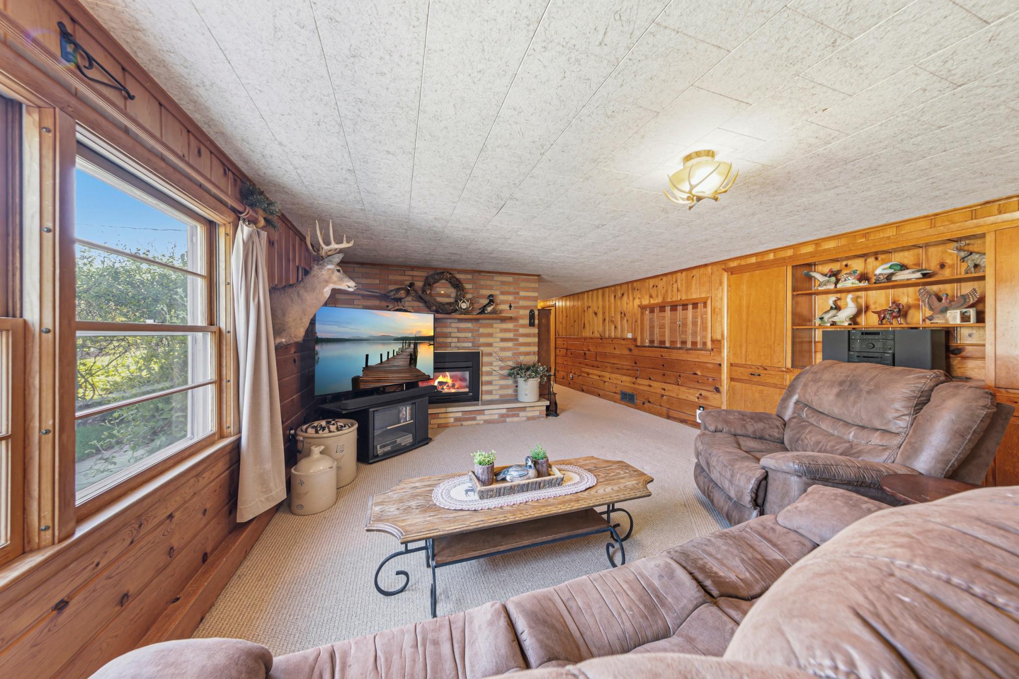 42 family room_lower.jpg