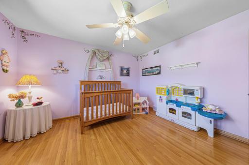 34 bedroom 3.jpg