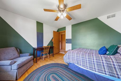 27 bedroom 1.jpg