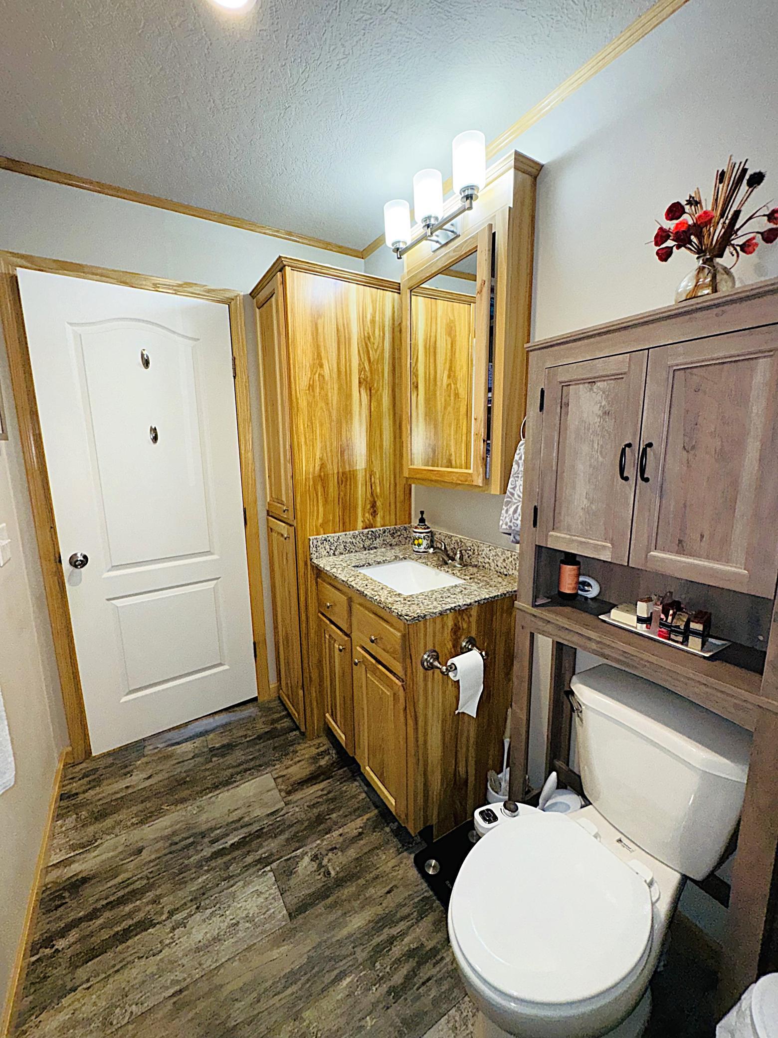 Guest Full Bath 3.JPG