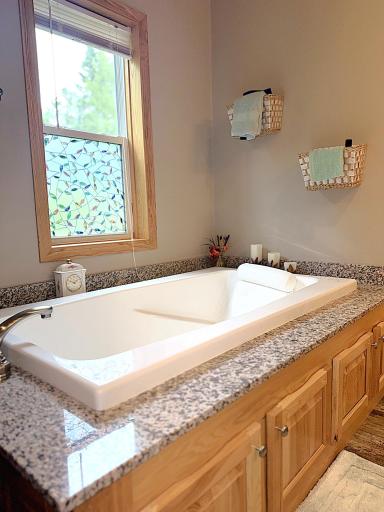 49354 Center Point Road, Bigfork, MN 56628